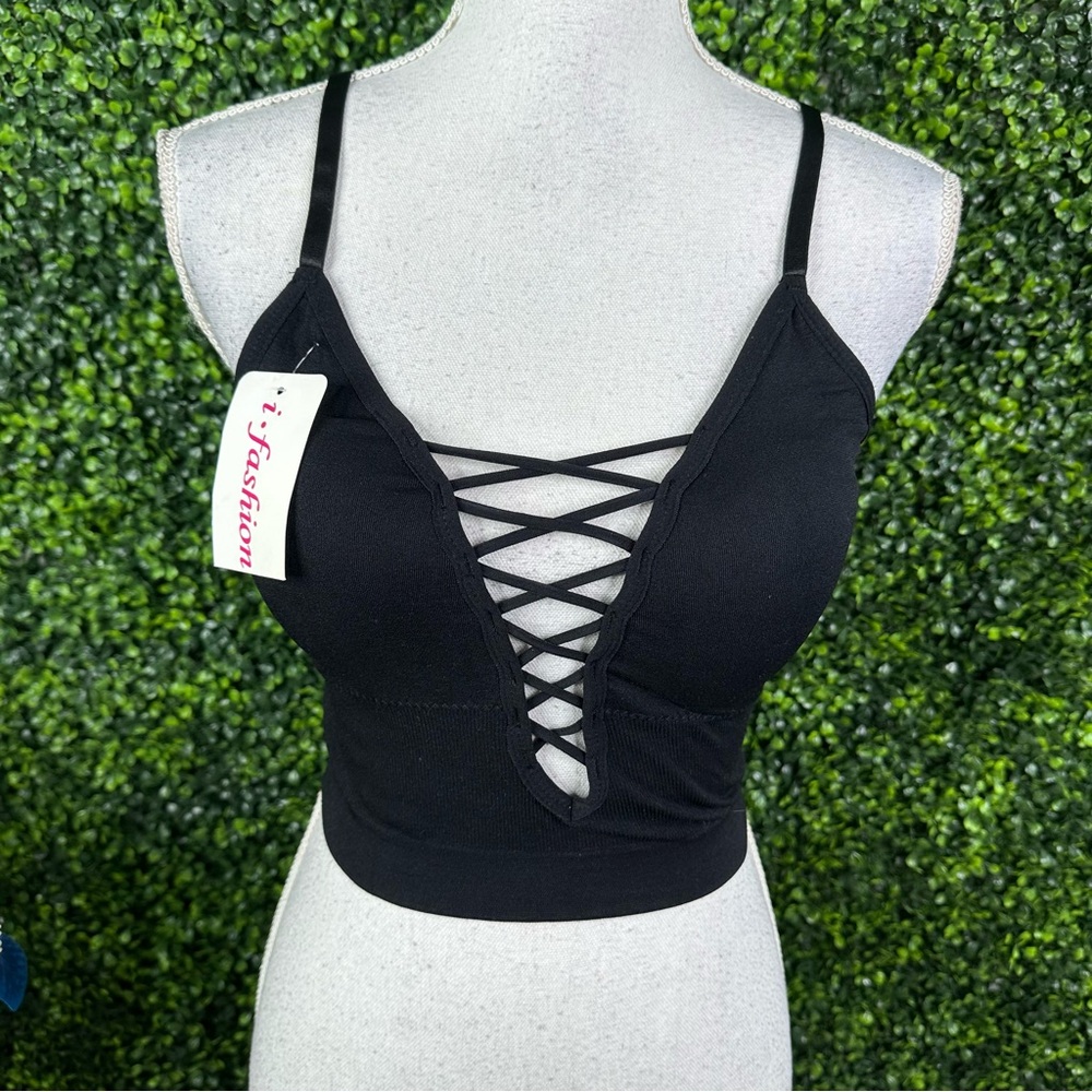 NWT boutique Black Lace-Up Crop Top one size